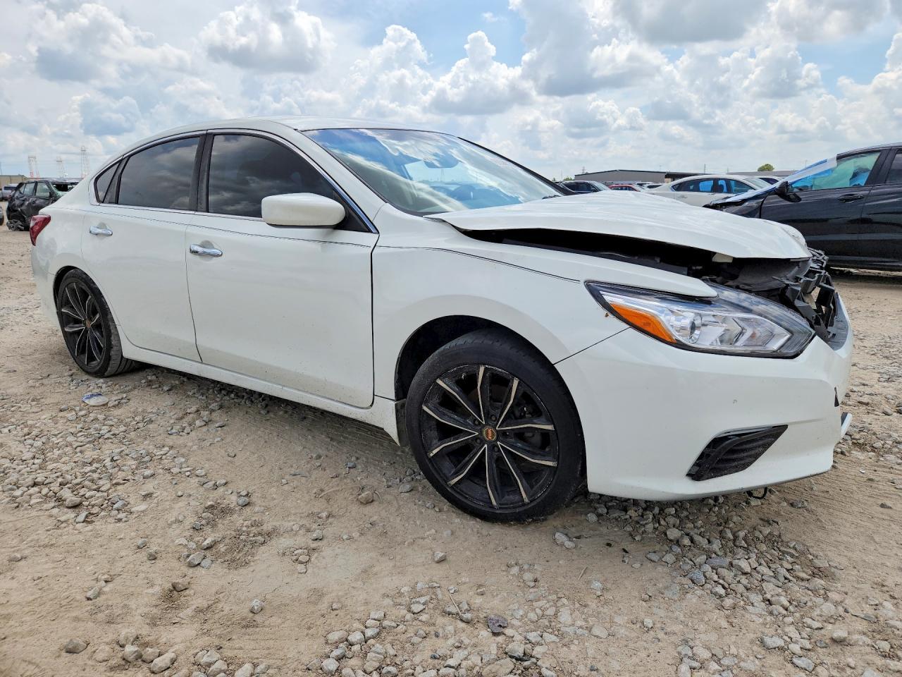 2018 Nissan Altima 2.5 S - Фото 4