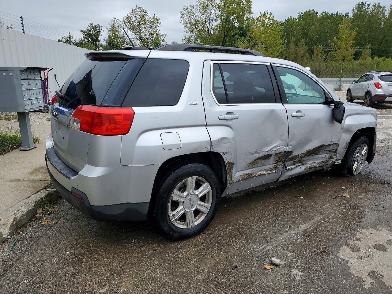 2015 GMC Terrain Slt - Image 3