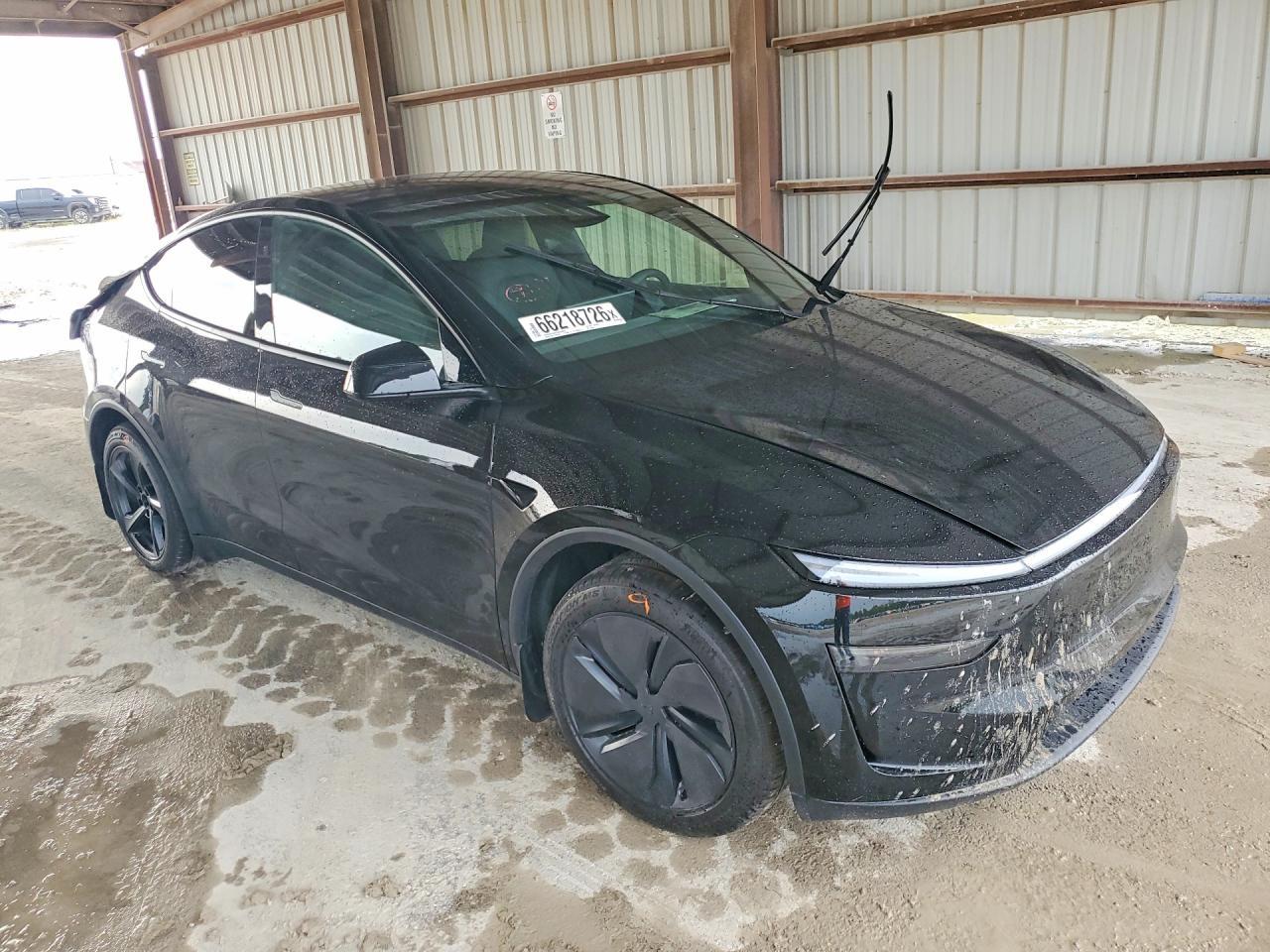 2026 Tesla Model Y - Image 4