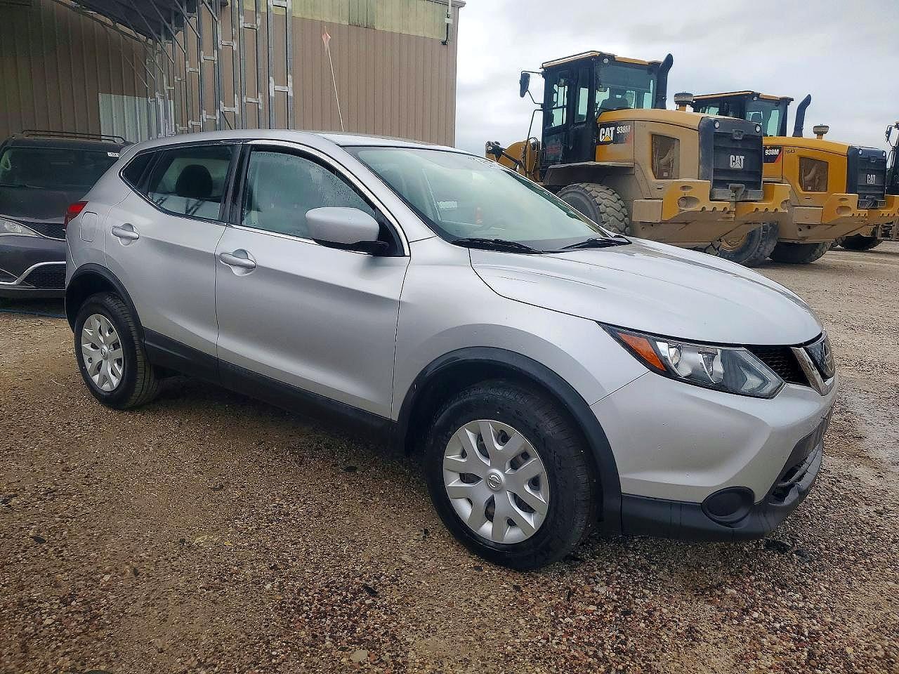2018 Nissan Rogue Sport S - Фото 4