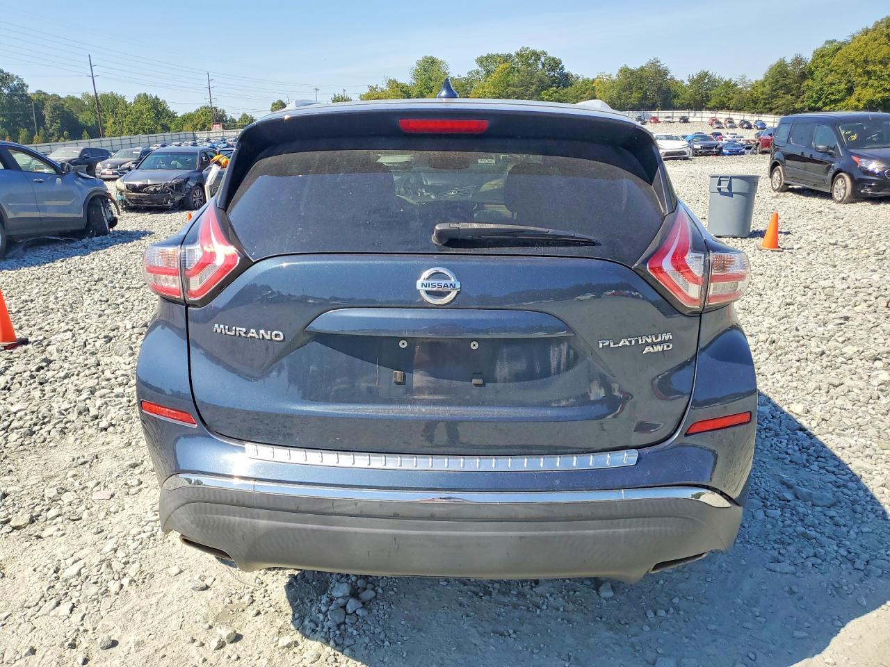 2017 Nissan Murano Platinum - Image 6