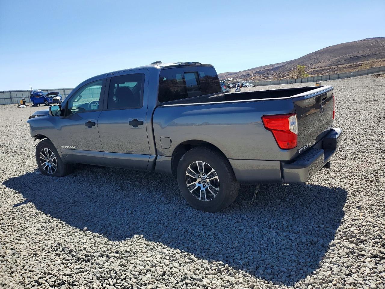 2024 Nissan Titan Sv - Фото 2