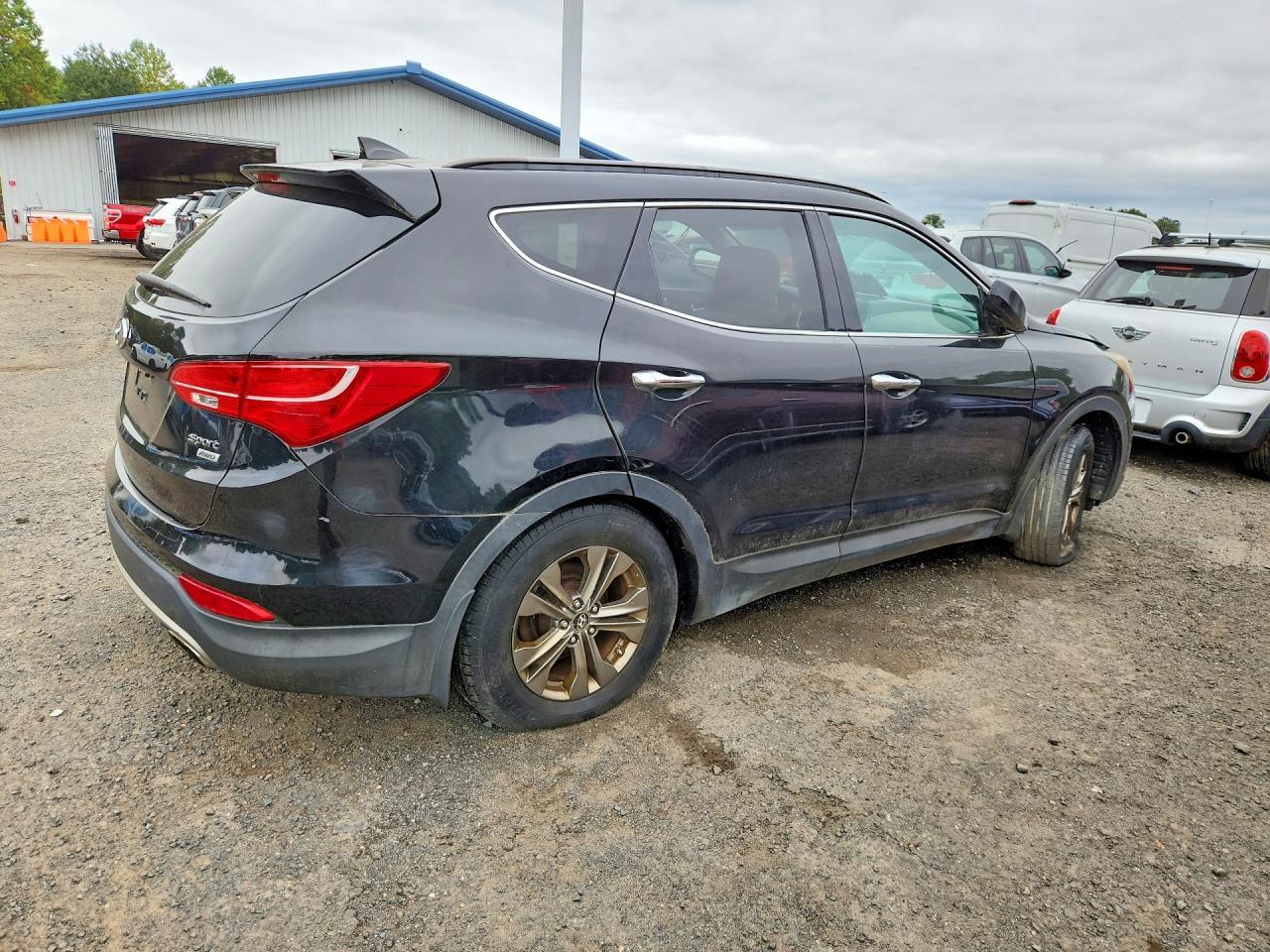 2013 Hyundai Santa Fe Sport 2.4L - Image 3