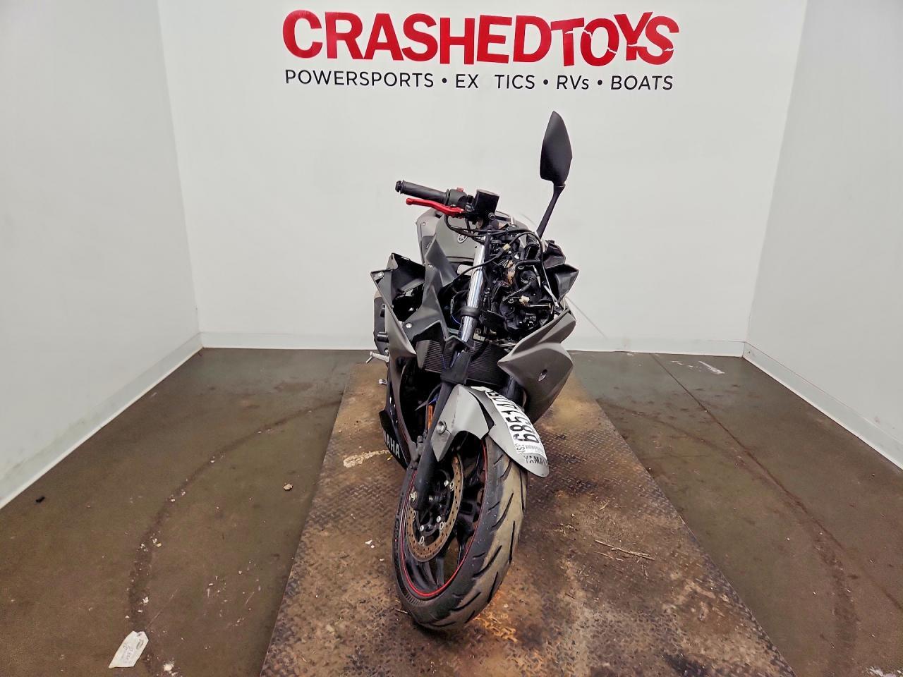 2016 Yamaha Yzfr3 - Фото 2