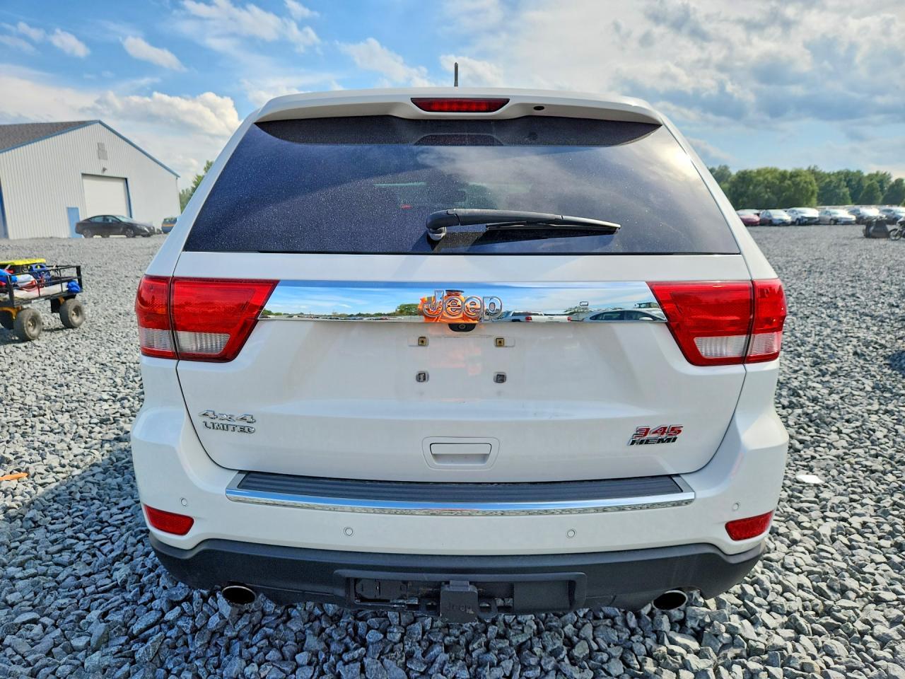 2011 Jeep Grand Cherokee Limited - Image 6