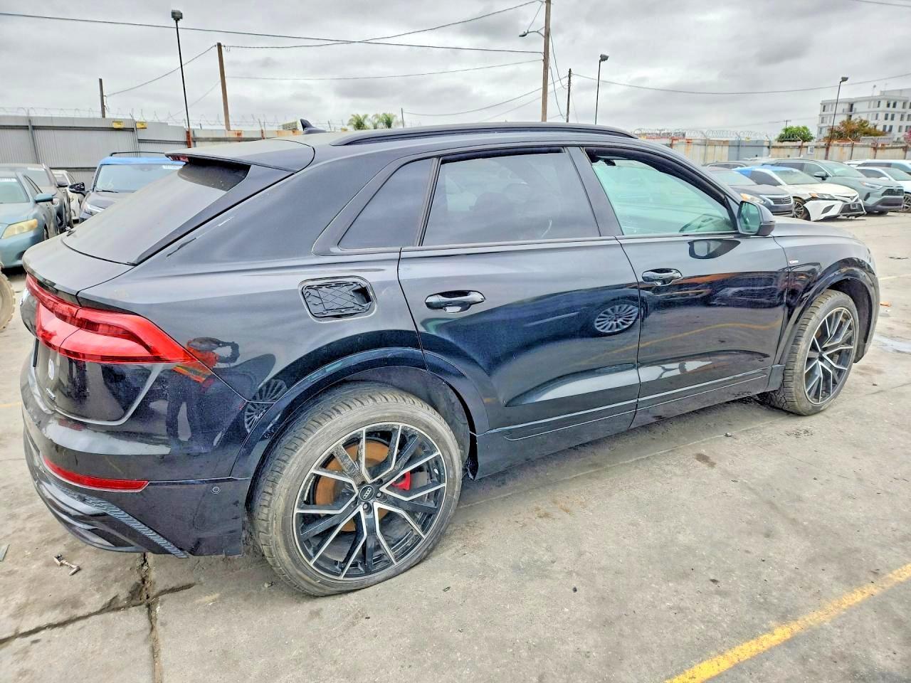 2020 Audi Q8 Premium Plus S-Line - Image 3