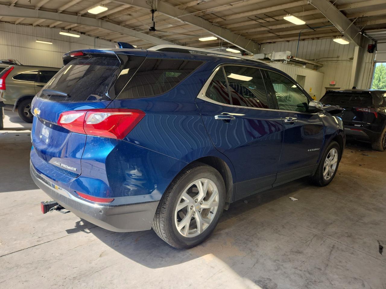 2020 Chevrolet Equinox Premier - Фото 3