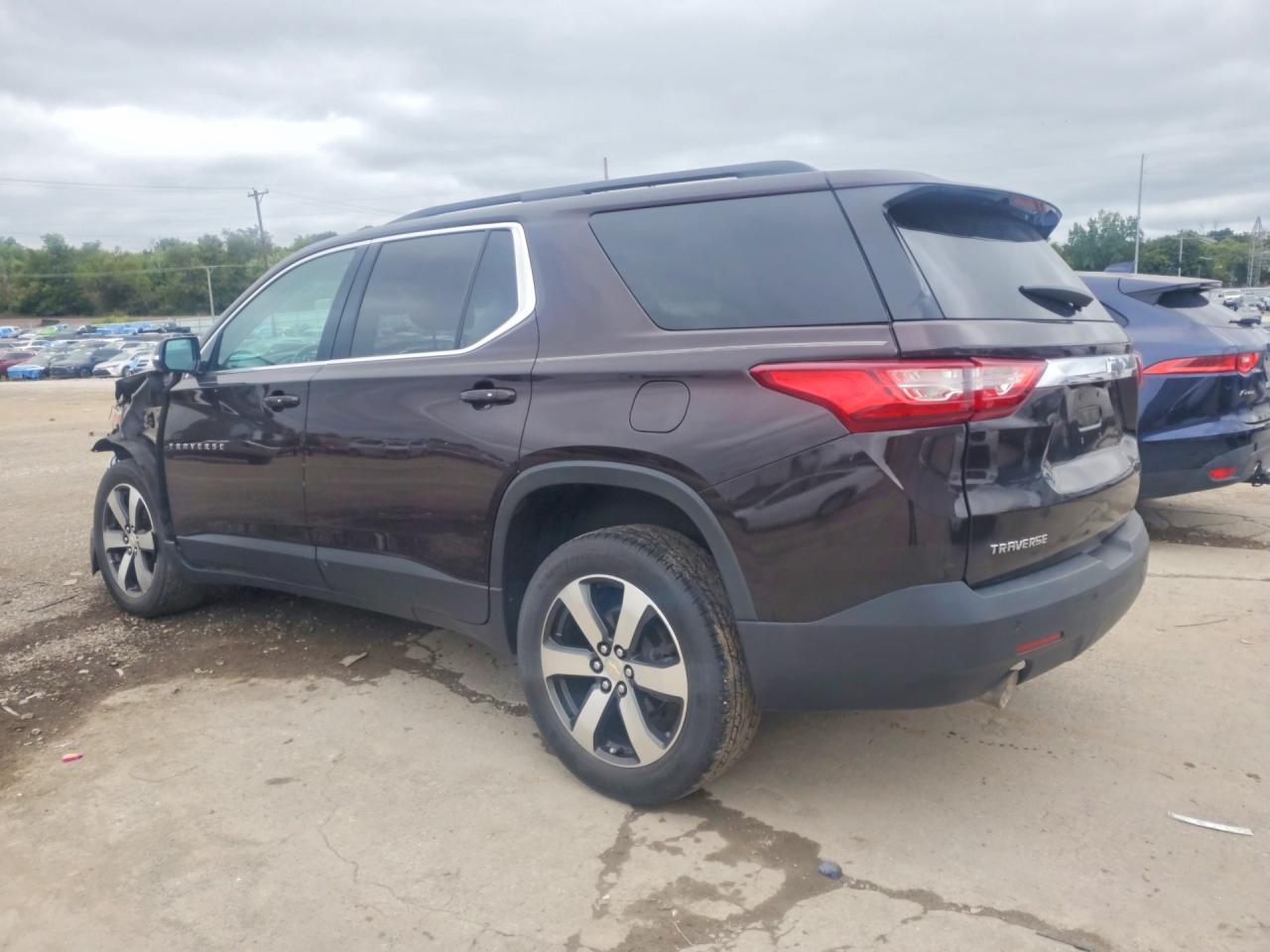2020 Chevrolet Traverse Lt - Фото 2