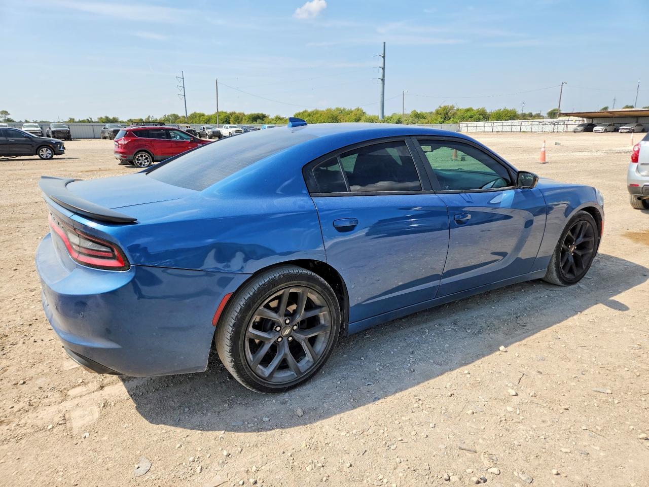 2020 Dodge Charger Sxt - Image 3