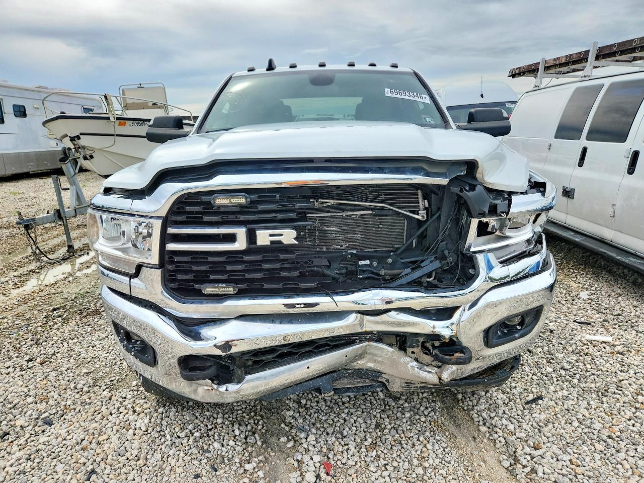 2022 Ram 2500 Big Horn/Lone Star - Image 5