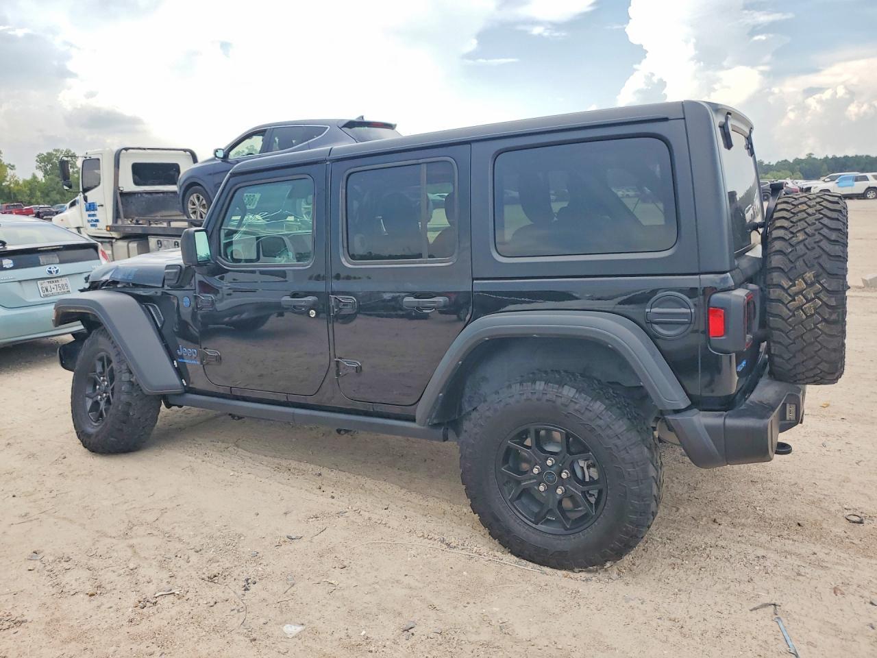 2025 Jeep Wrangler Sport 4Xe - Фото 2