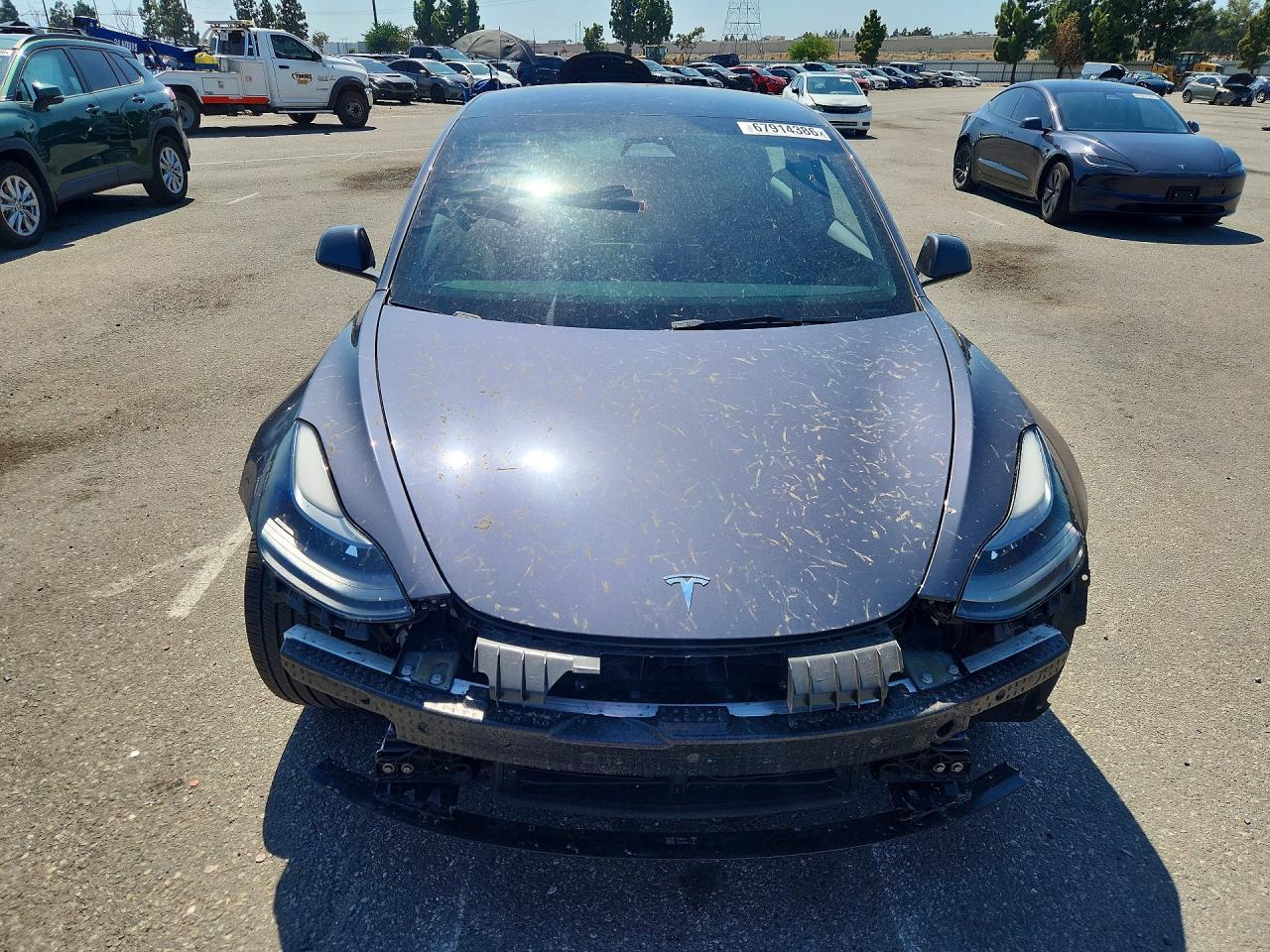 2023 Tesla Model 3 - Фото 5