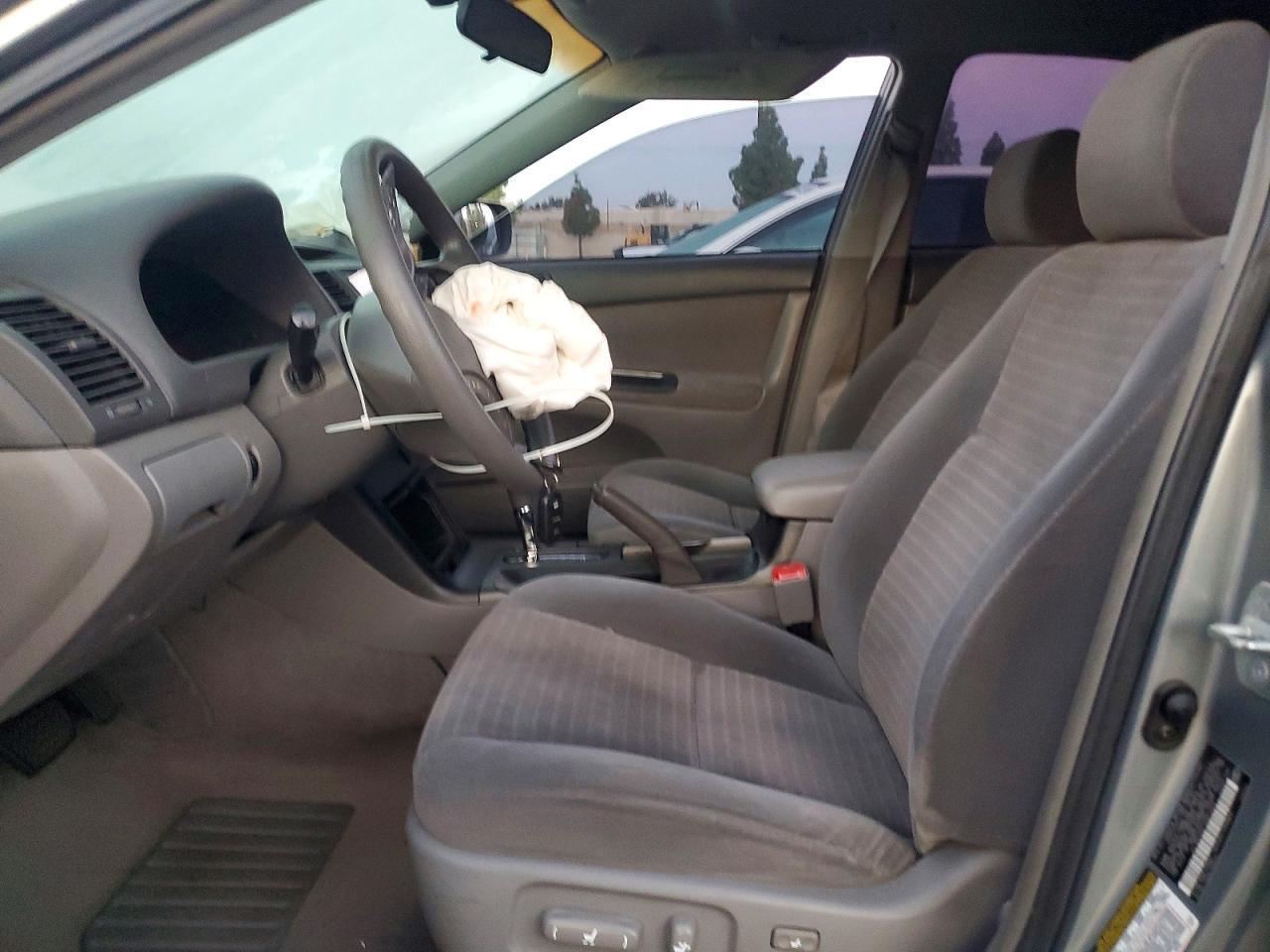2005 Toyota Camry Le - Фото 7