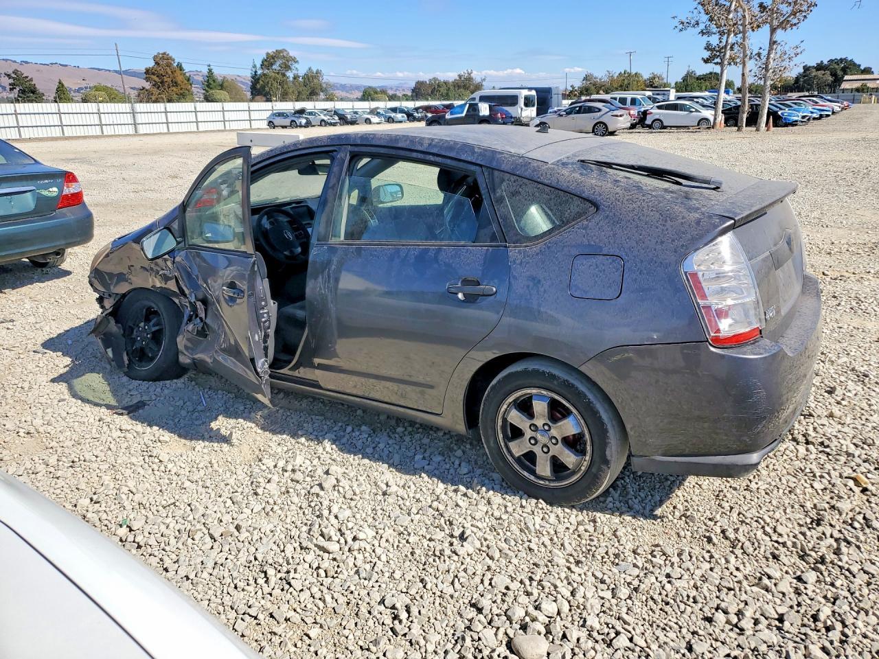2006 Toyota Prius Base - Image 2