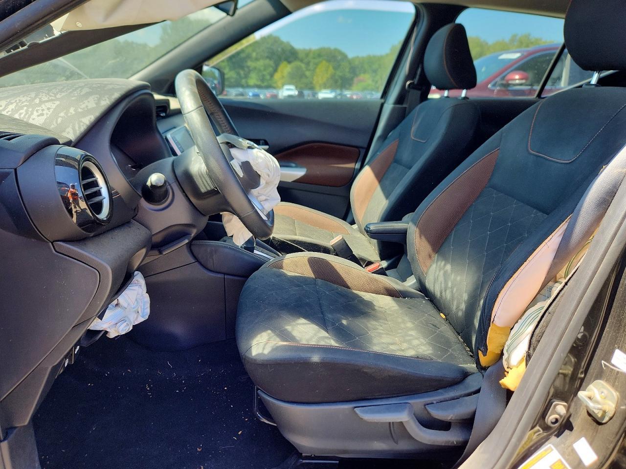 2020 Nissan Kicks Sr - Image 7