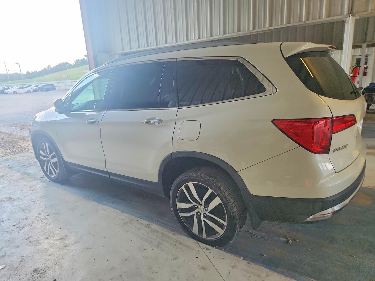 2016 Honda Pilot Touring - Фото 2