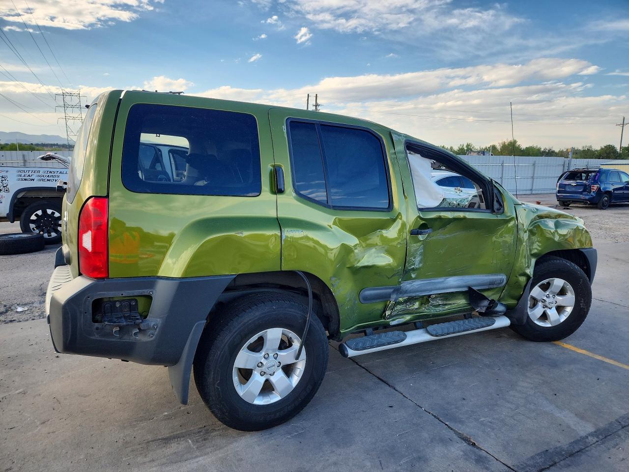 2011 Nissan Xterra X - Фото 3