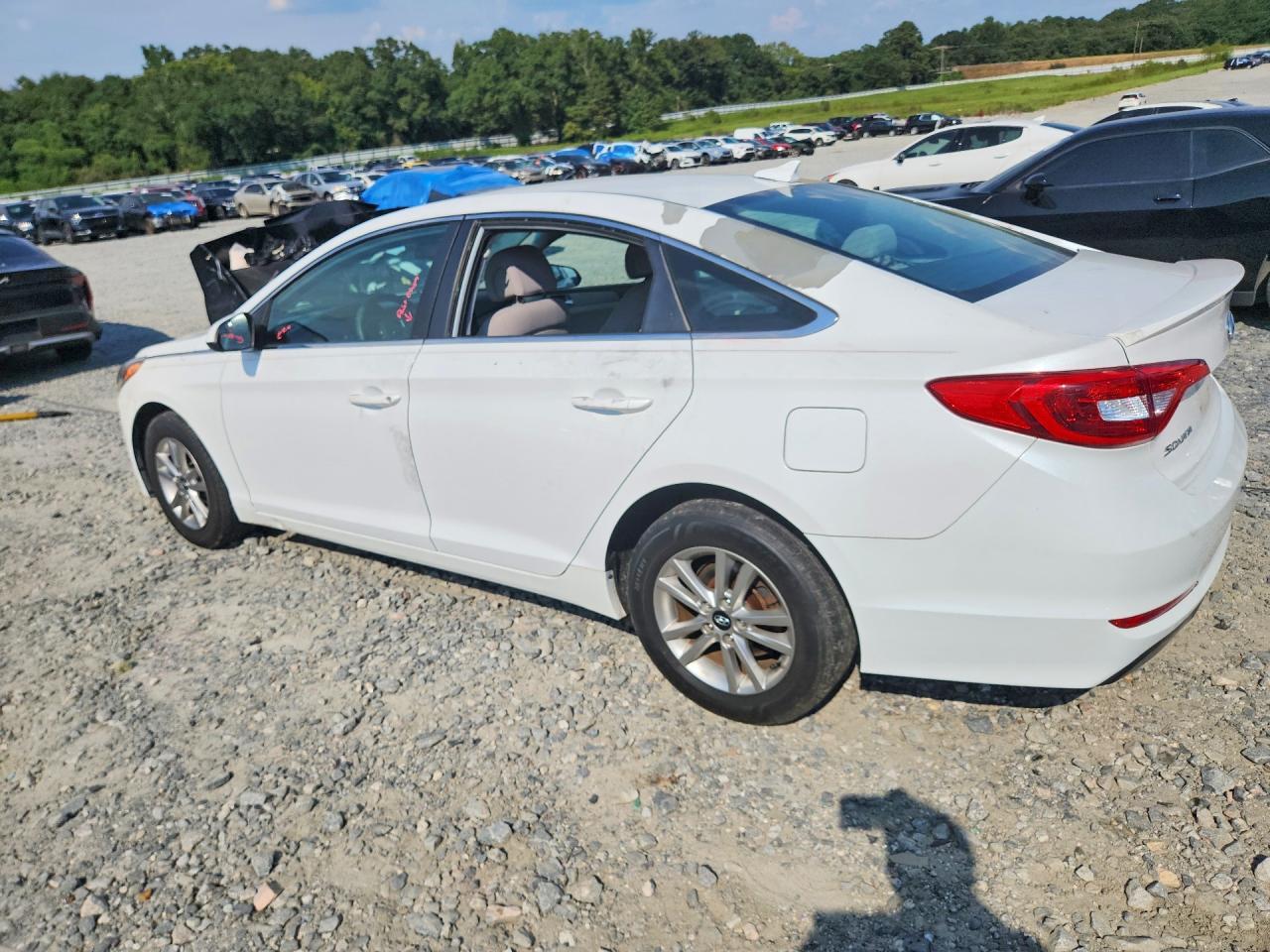 2022 Hyundai Sonata Se - Image 2