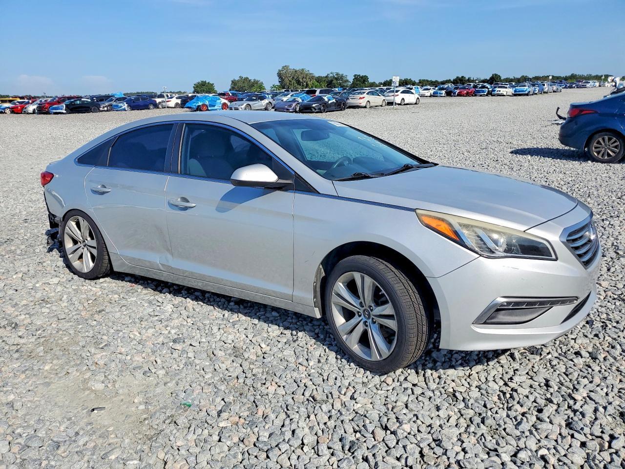 2015 Hyundai Sonata Se - Image 4