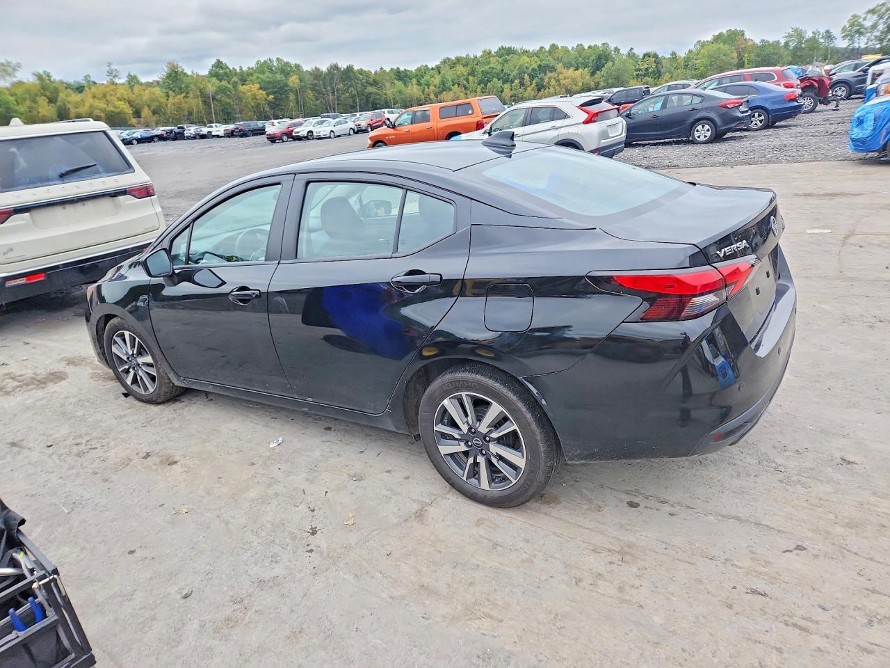 2025 Nissan Versa Sv - Фото 2