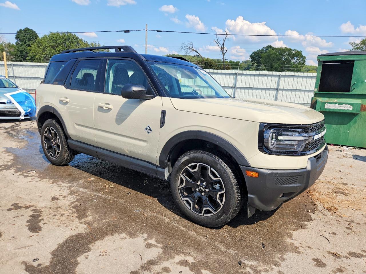 2025 Ford Bronco Sport Outer Banks - Фото 4
