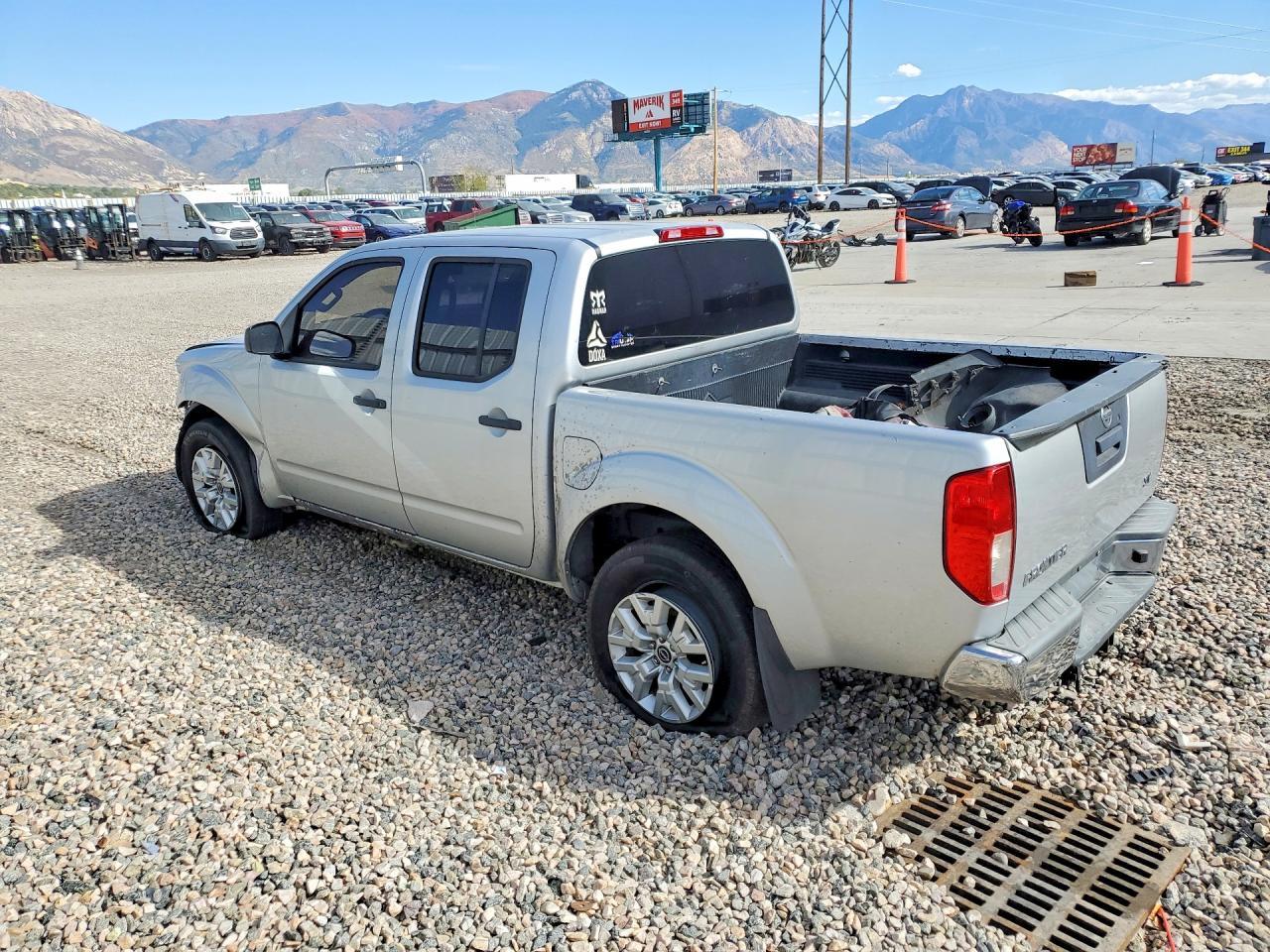 2013 Nissan Frontier S - Фото 2