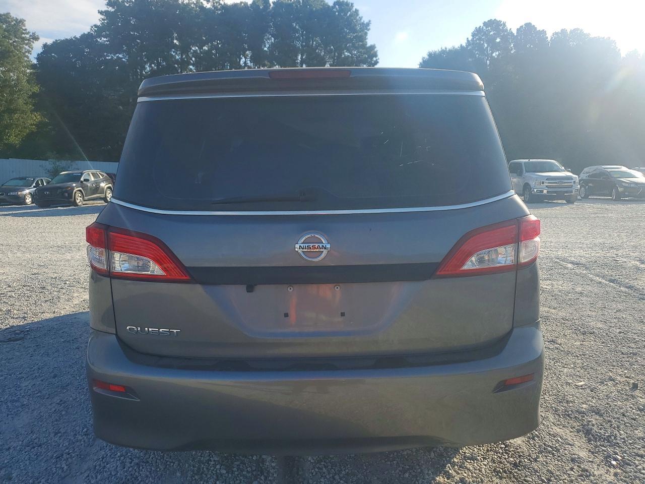 2016 Nissan Quest 3.5 S - Фото 6