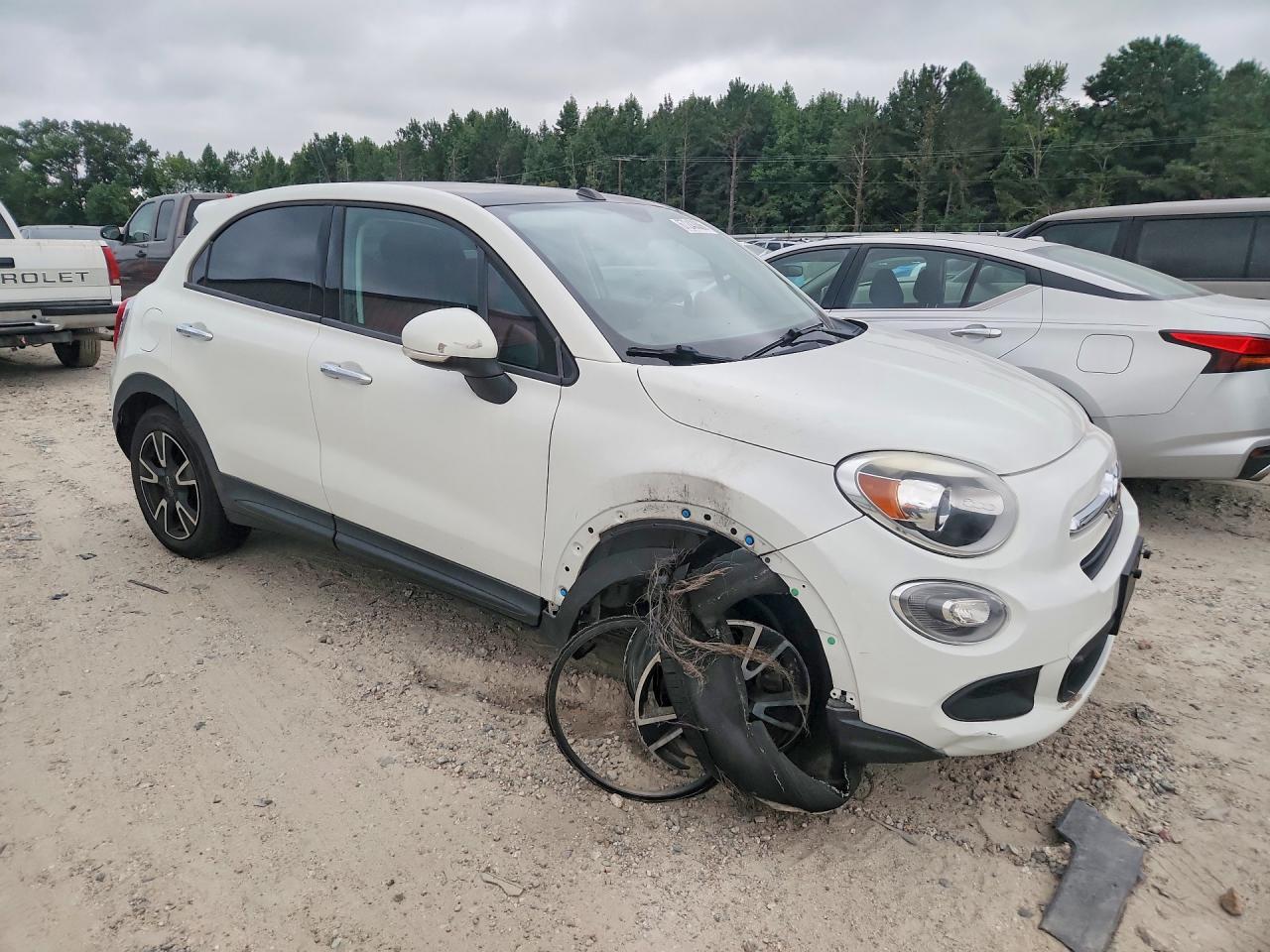 2016 Fiat 500X Easy - Image 4