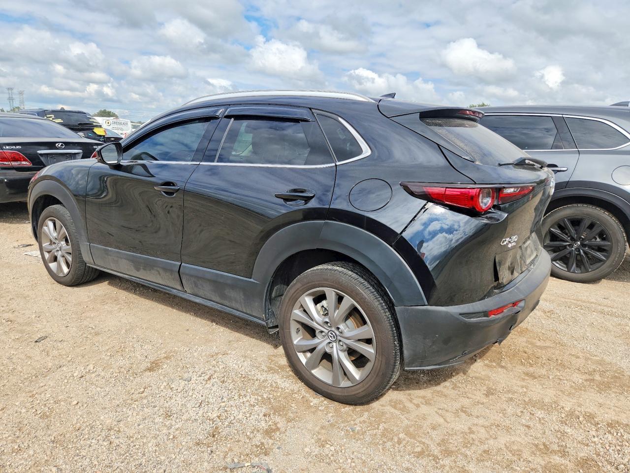 2024 Mazda Cx-30 Premium - Image 2