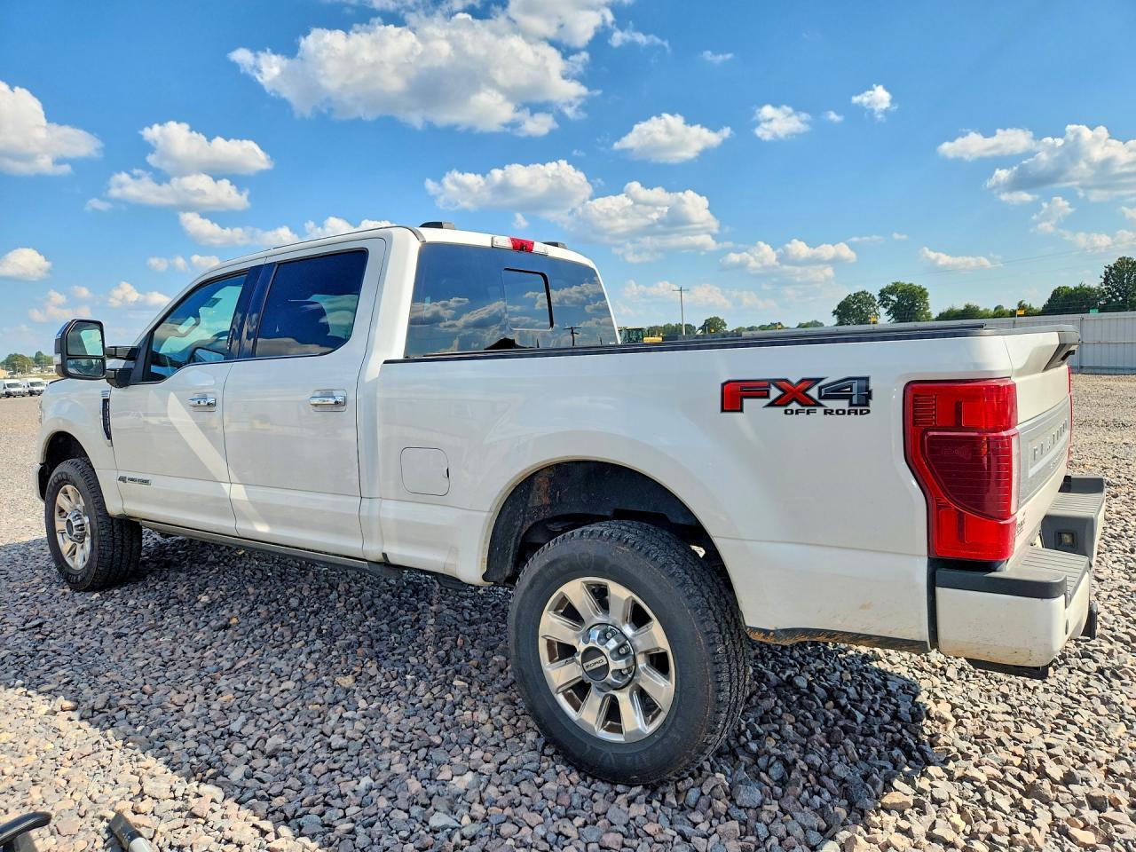 2021 Ford F250 Super Duty - Фото 2