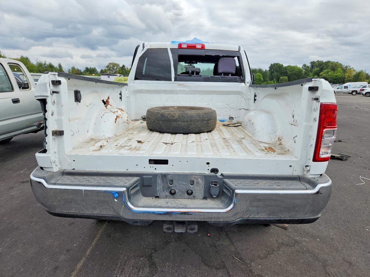 2023 Ram 2500 Tradesman - Image 6