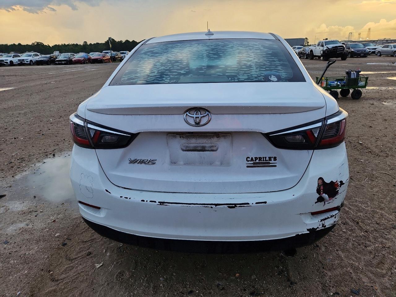 2019 Toyota Yaris Le - Фото 6