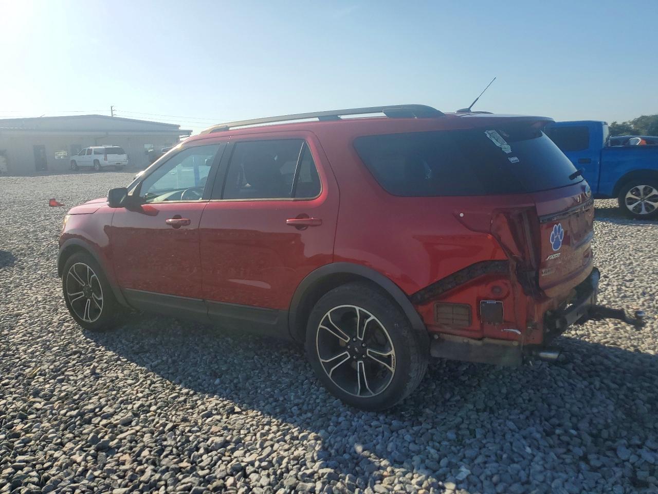 2015 Ford Explorer Sport - Image 2