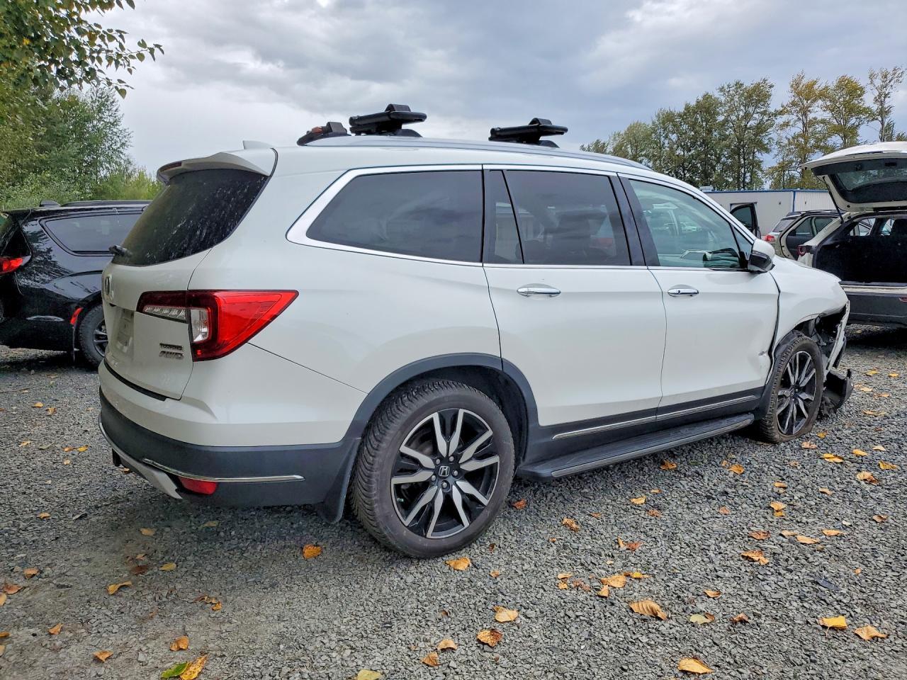 2020 Honda Pilot Touring - Image 3