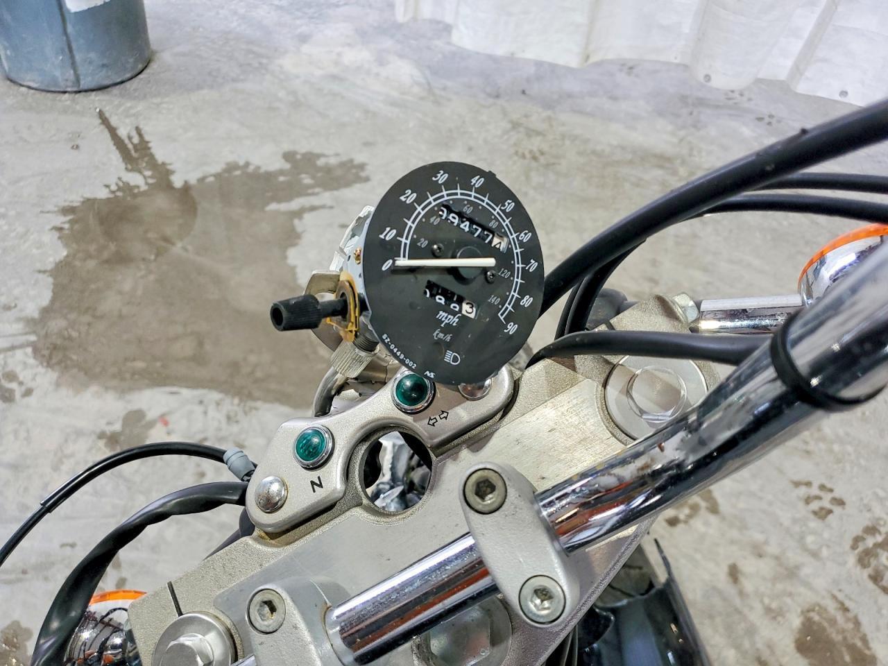 2002 Suzuki Gz250 - Фото 7