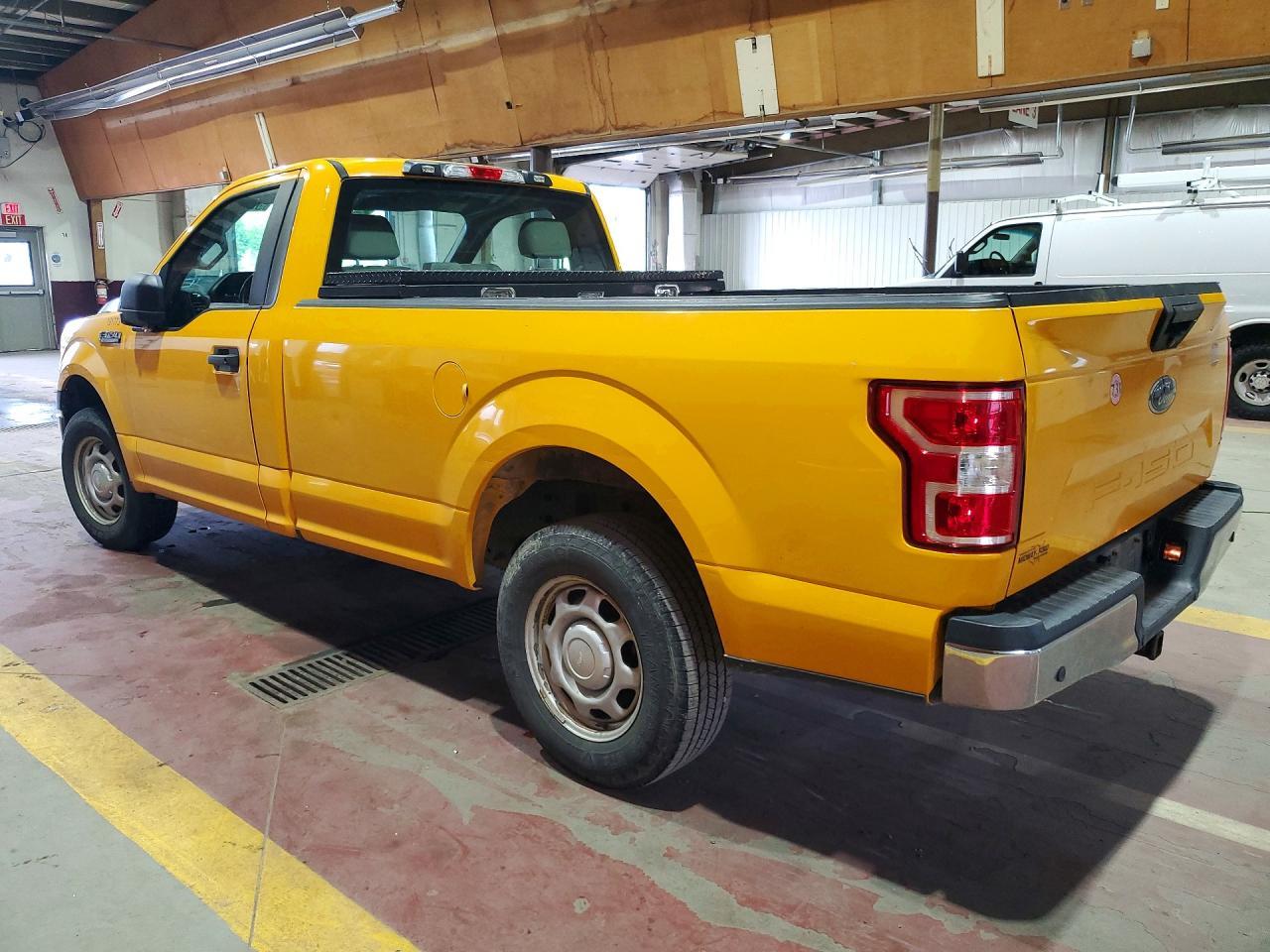 2018 Ford F150 - Фото 2