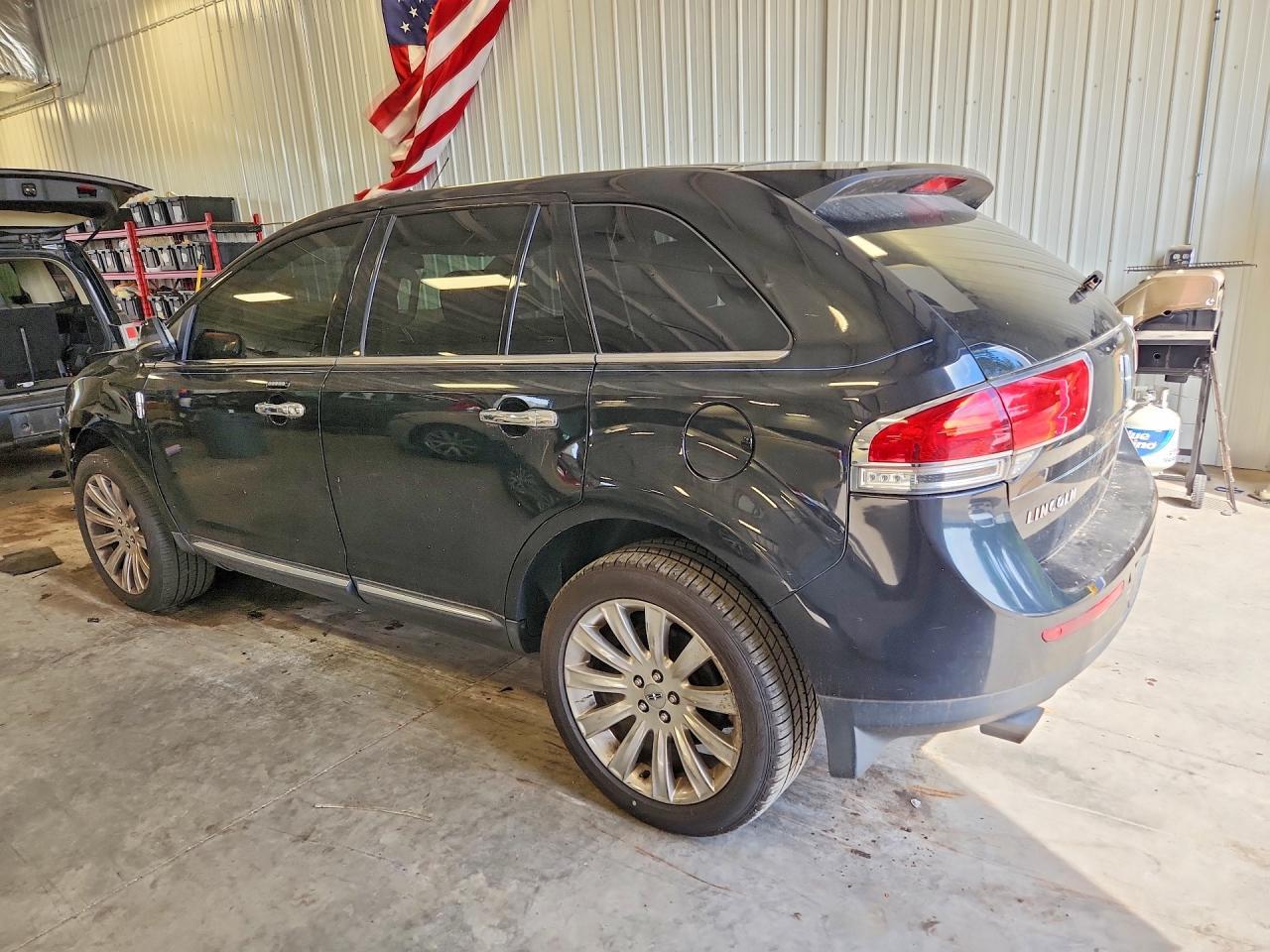 2012 Lincoln Mkx - Image 2