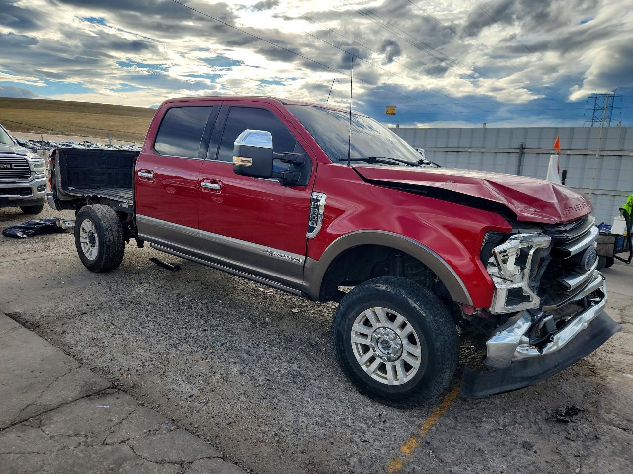 2022 Ford F250 Super Duty - Image 4