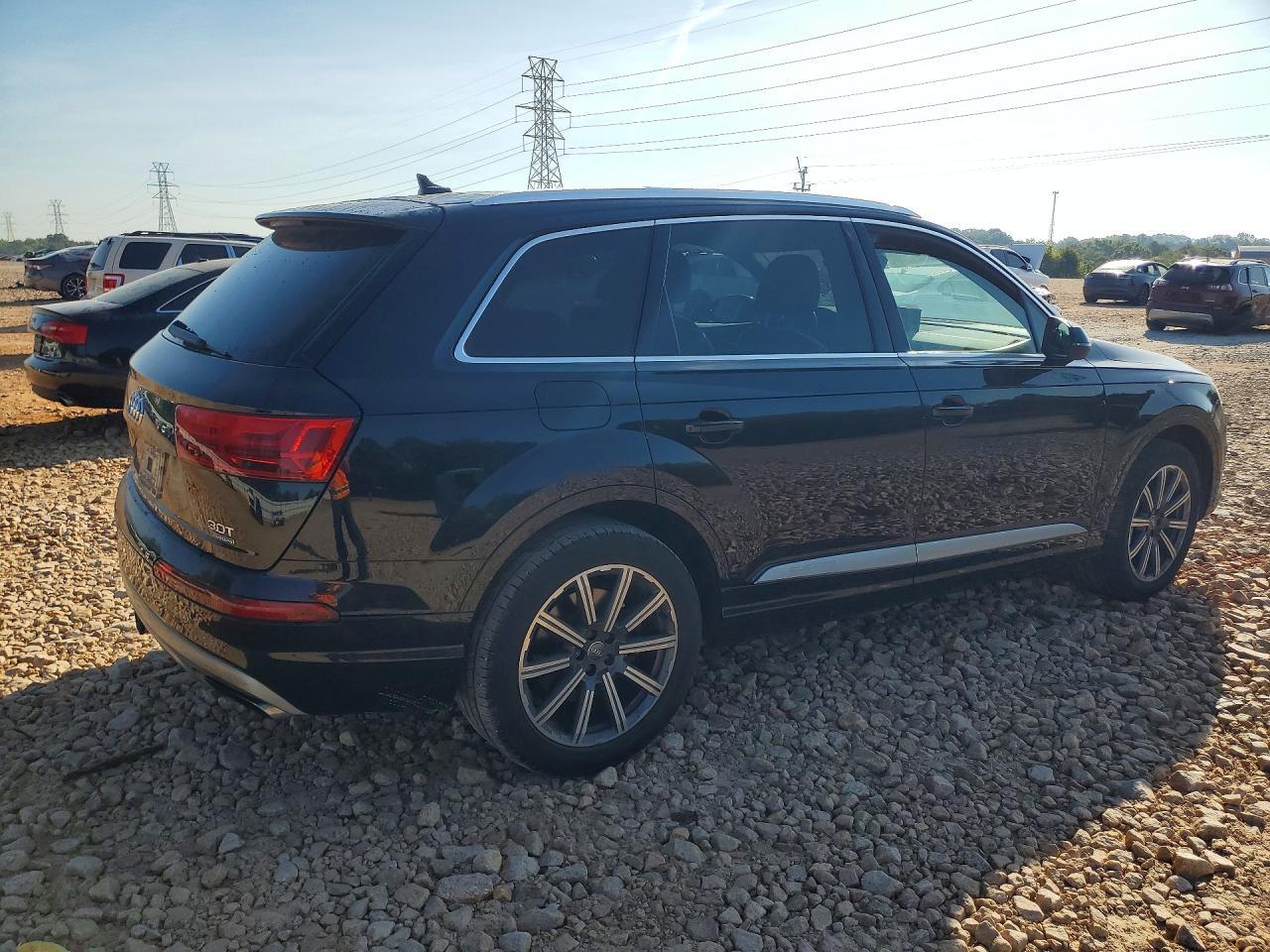 2017 Audi Q7 Premium Plus - Фото 3