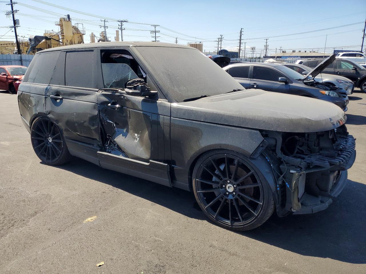2015 Land Rover Range Rover Supercharged - Image 4