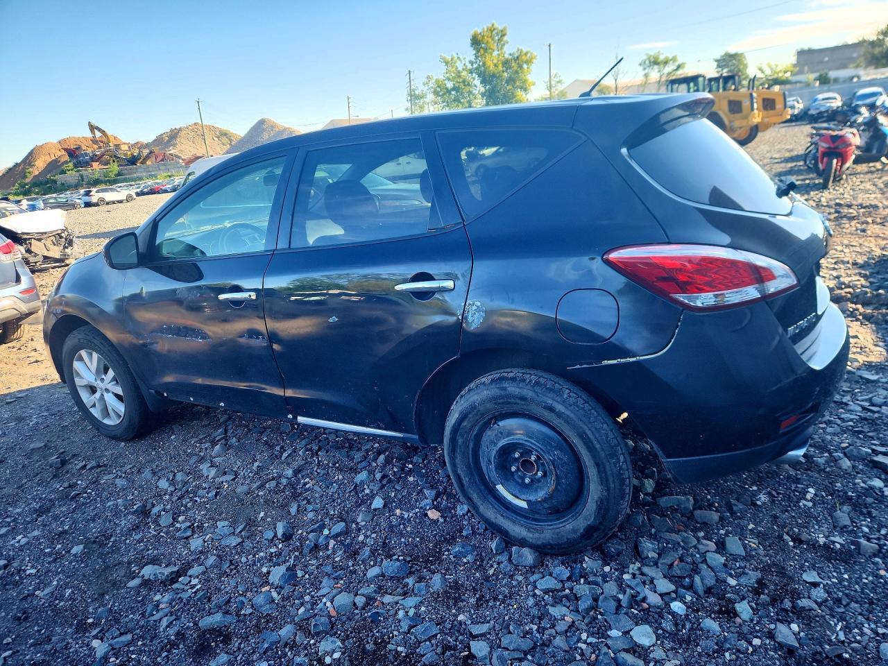 2013 Nissan Murano S - Фото 2