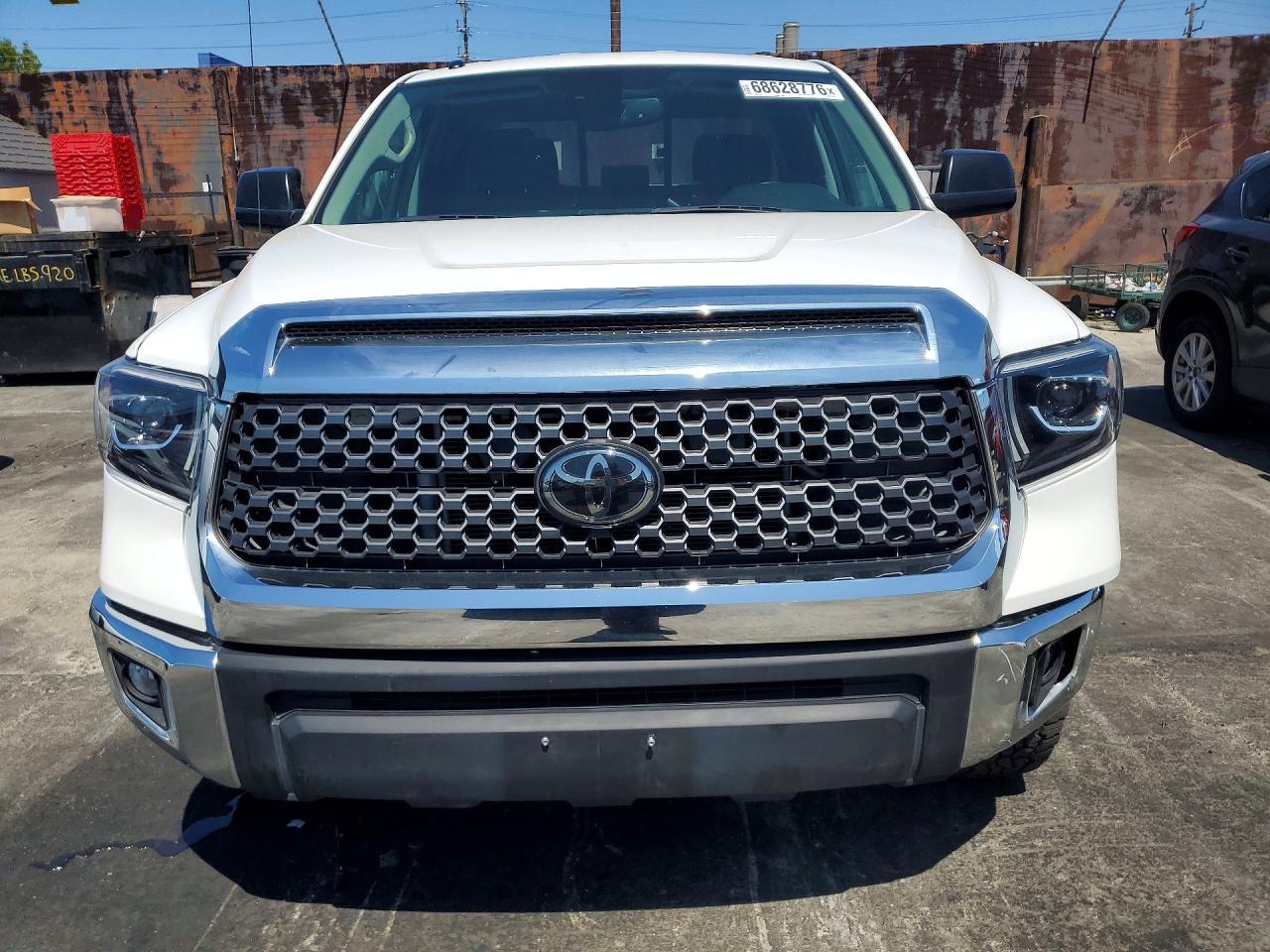 2019 Toyota Tundra Sr5 - Image 5