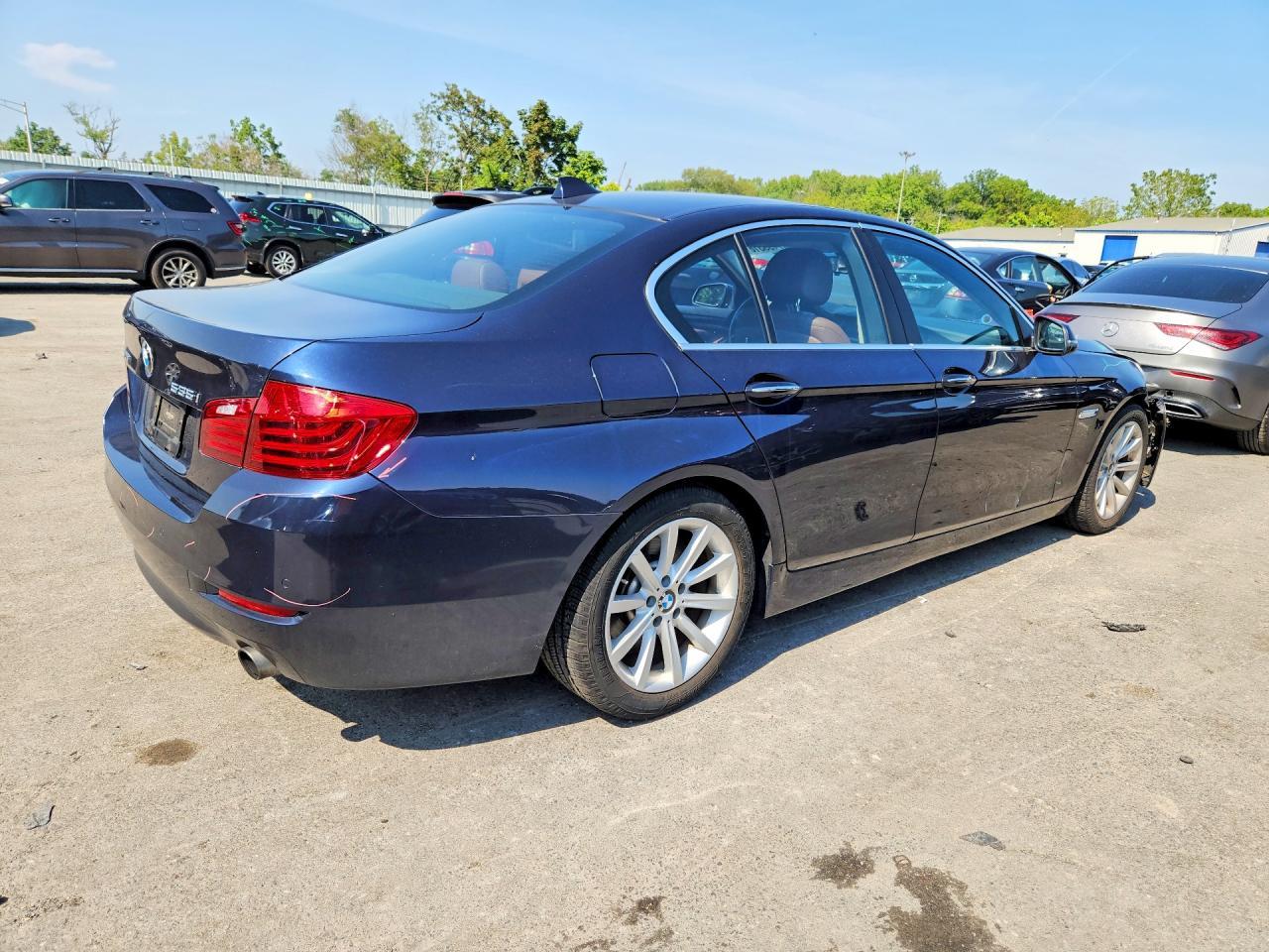 2014 BMW 535 Xi - Фото 3