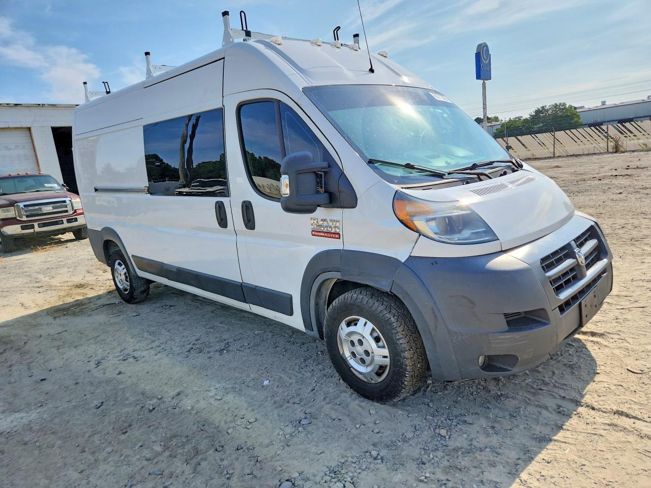 2018 Ram Promaster 2500 Delivery Van - Image 4