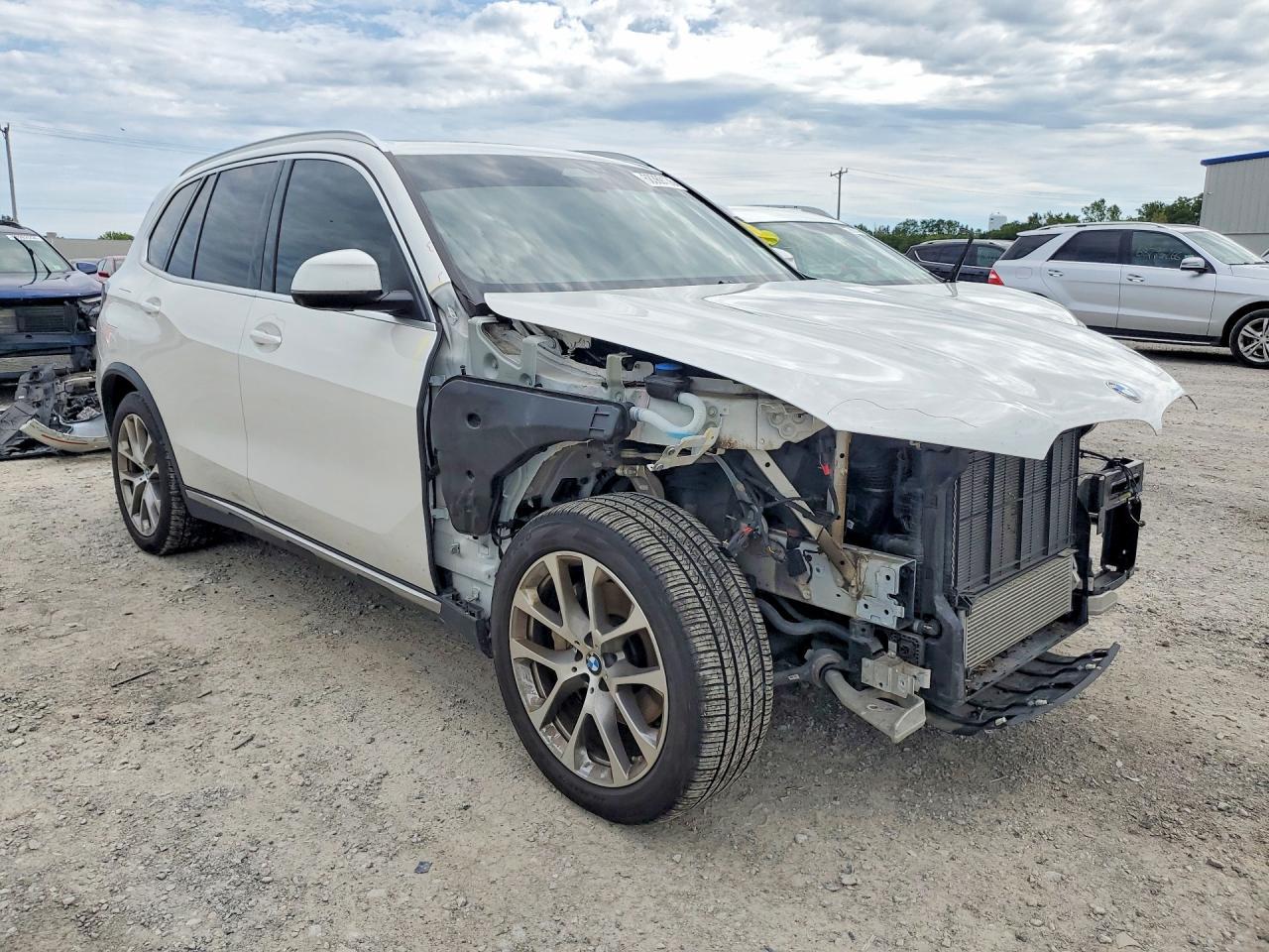 2024 BMW X5 xDrive40I - Фото 4
