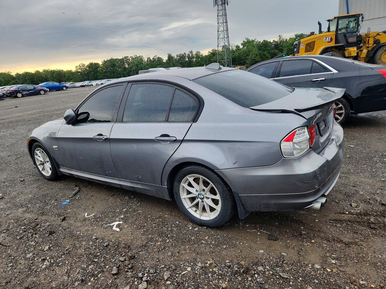 2010 BMW 328 Xi - Фото 2