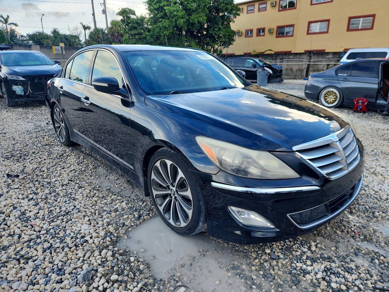 2012 Hyundai Genesis 5.0L - Фото 4