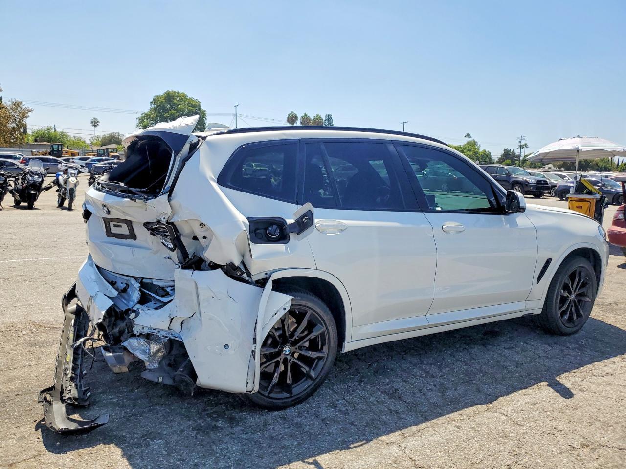 2024 BMW X3 Sdrive30I - Фото 3