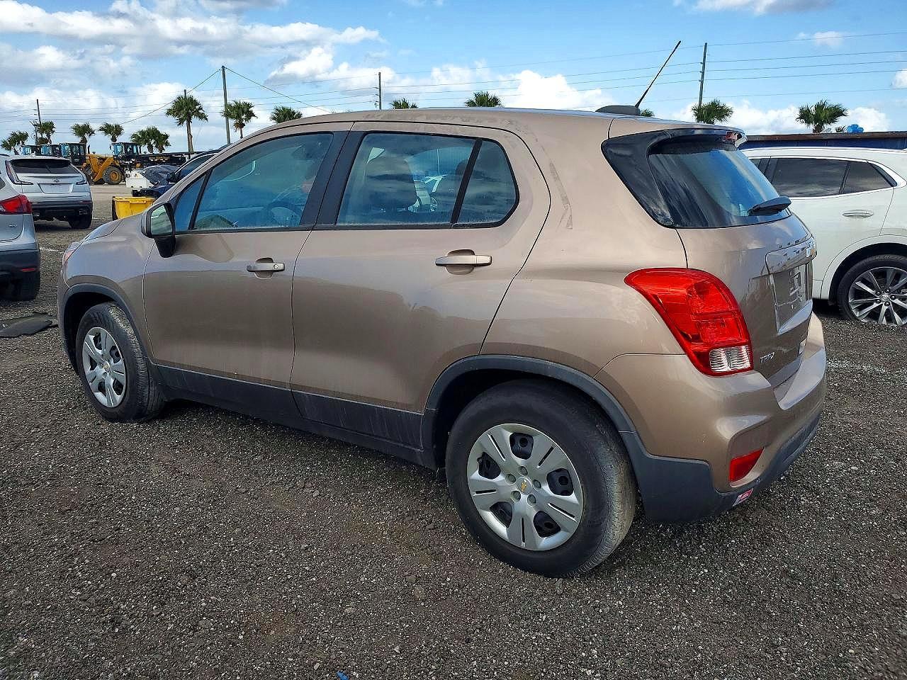 2018 Chevrolet Trax Ls - Image 2