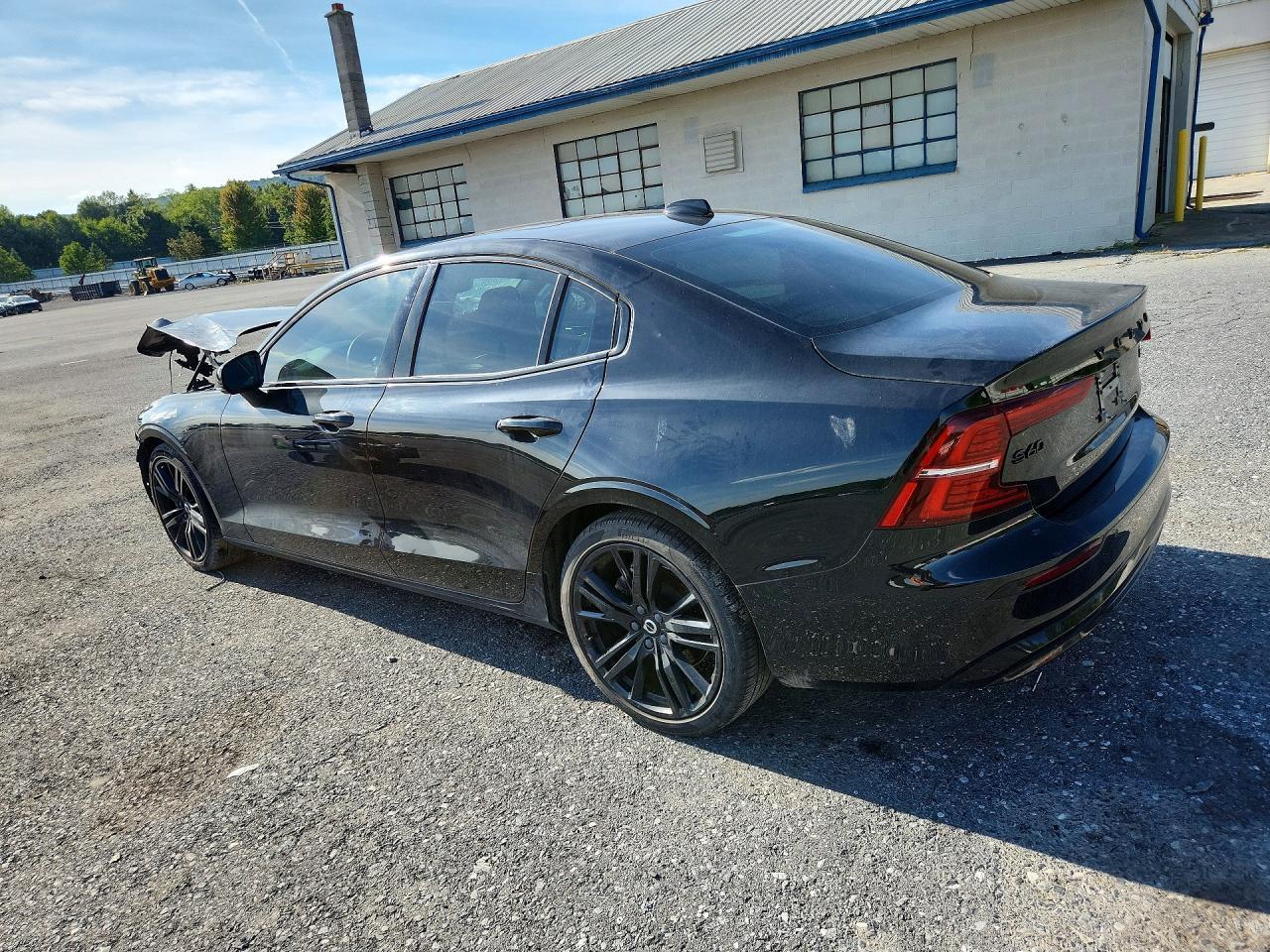 2023 Volvo S60 Plus - Image 2